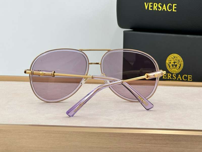 Picture of Versace Sunglasses _SKUfw55560421fw